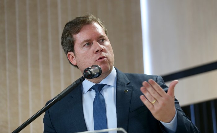 Marx Beltrão comenta decisão do governo federal