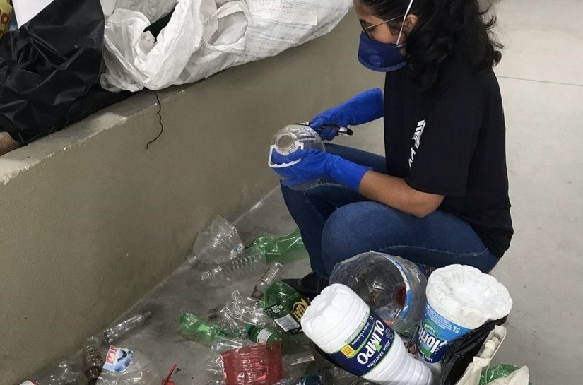 Oceanos de Plástico: Cesmac transforma resíduos em arte e inovação sustentável