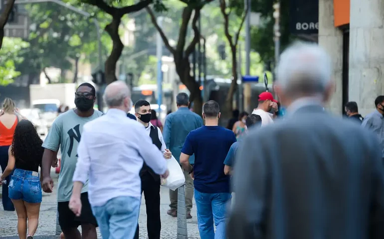 Você é jovem ou velho? Clique e confira a idade média no seu estado hoje e qual será em 2070