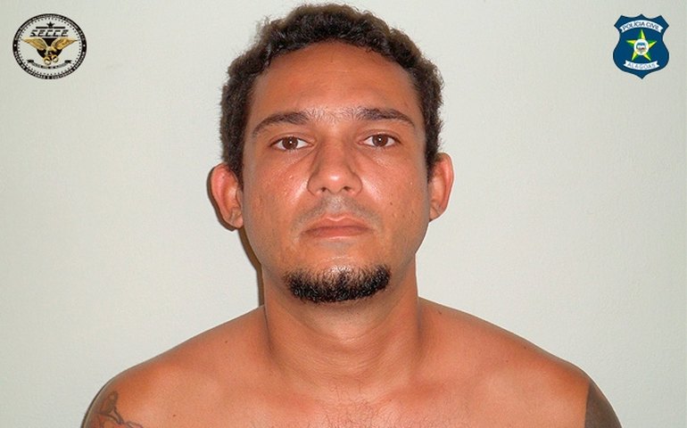PC prende acusado de assaltar estudantes em Maceió
