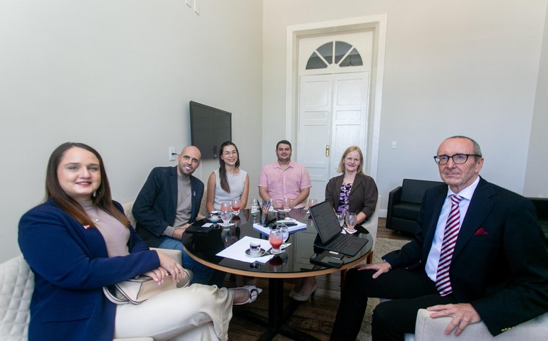 Secretaria de Relações Federativas e Internacionais recebe embaixador da Áustria