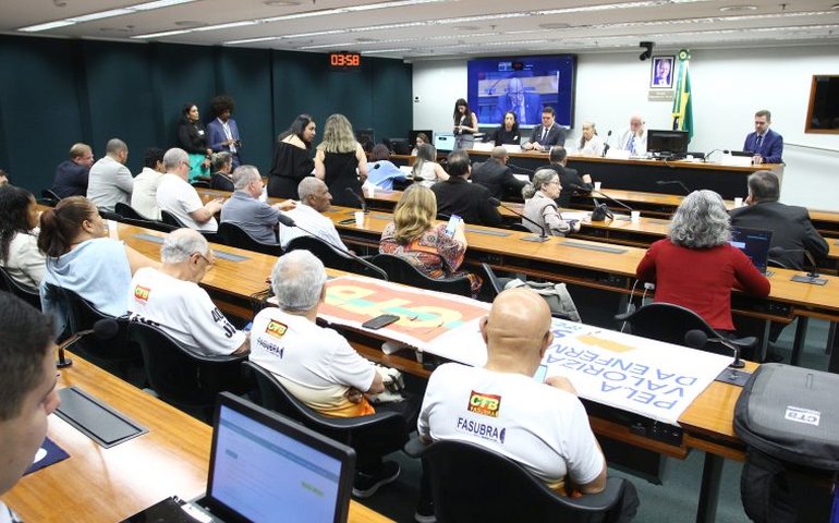 Representantes da enfermagem denunciam na Câmara descumprimento do piso salarial da categoria