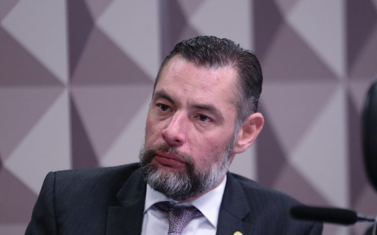 Projeto assegura direito de convivência a genitor sem a guarda do filho