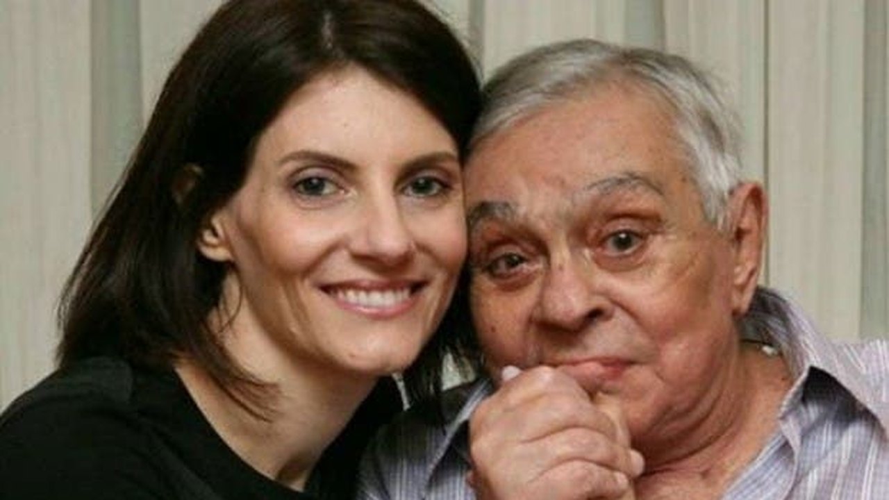 Viúva de Chico Anysio respira sem ajuda de aparelhos, mas segue em estado grave