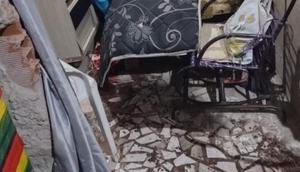 Jovem é executado enquanto jantava com namorada dentro de barraco em Aracaju / Foto: Foto: Reprodução/Redes Sociais