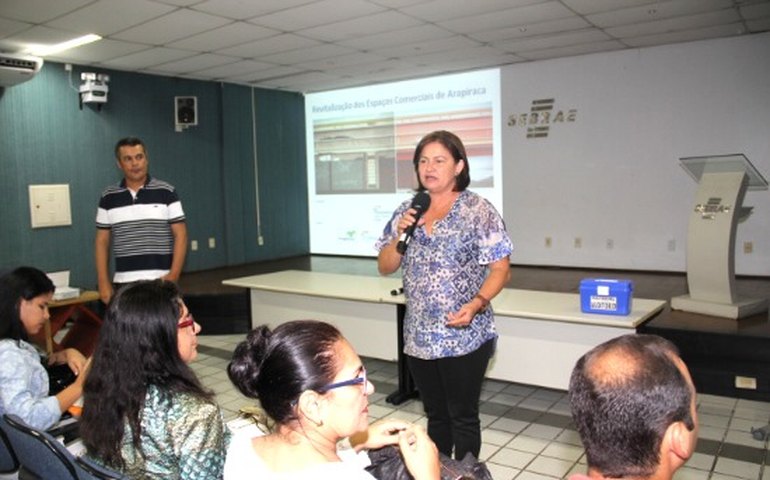 Arapiraca: Projeto do shopping a céu aberto reúne empresários e gestores