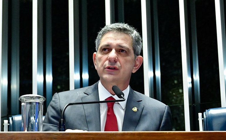 Senadores elogiam pioneirismo e fortalecimento da Instituição