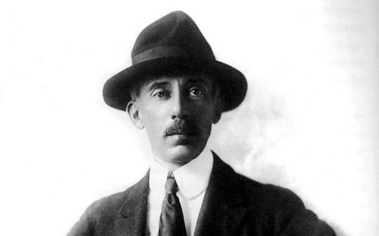 Congresso Nacional celebra os 150 anos de nascimento de Santos Dumont