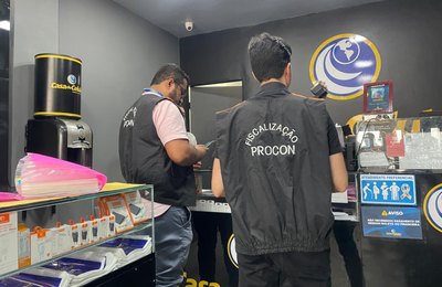 Após denúncias, Procon Maceió autua seis lojas de celulares por irregularidades