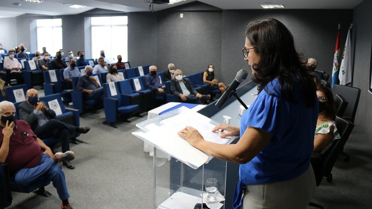O Crea-AL será intenso na sociedade alagoana, declara Rosa Tenório em posse