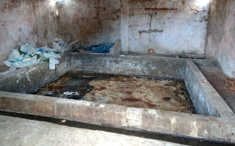 FPI interdita salgadeiras de couro por falta de licença ambiental em Penedo, AL