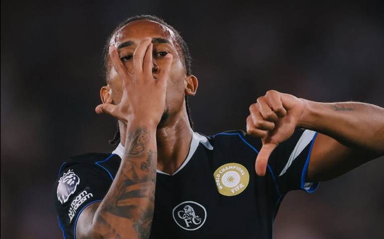 João Pedro balança a rede, Estêvão dá assistência e Chelsea goleia o West Ham na Premier League