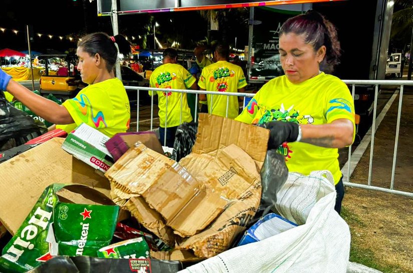 Coleta Seletiva é Massa recolhe 2,6 toneladas de recicláveis no primeiro fim de semana do Verão Massayó