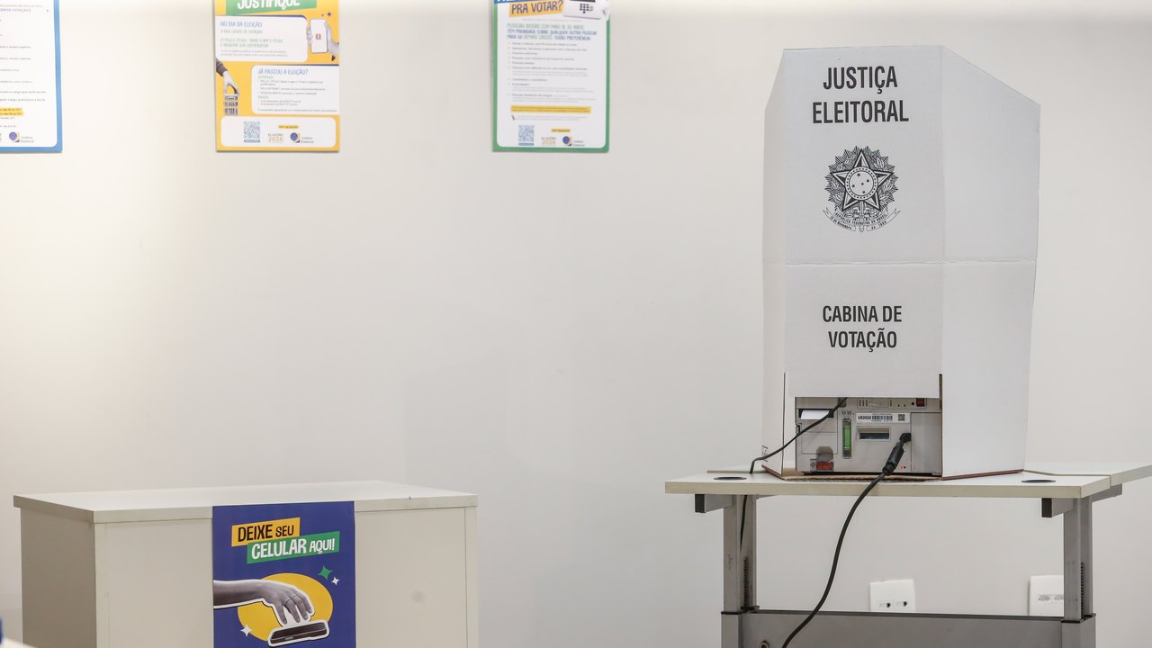Eleitores de Itaguaí, no Rio, votam domingo também para prefeito