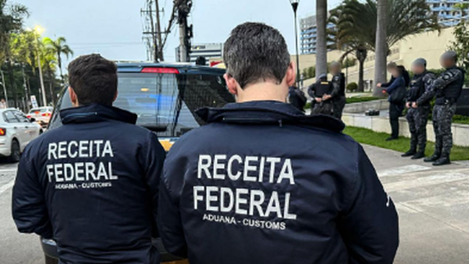 Nove contêineres com produtos da China são apreendidos no Porto do Rio
