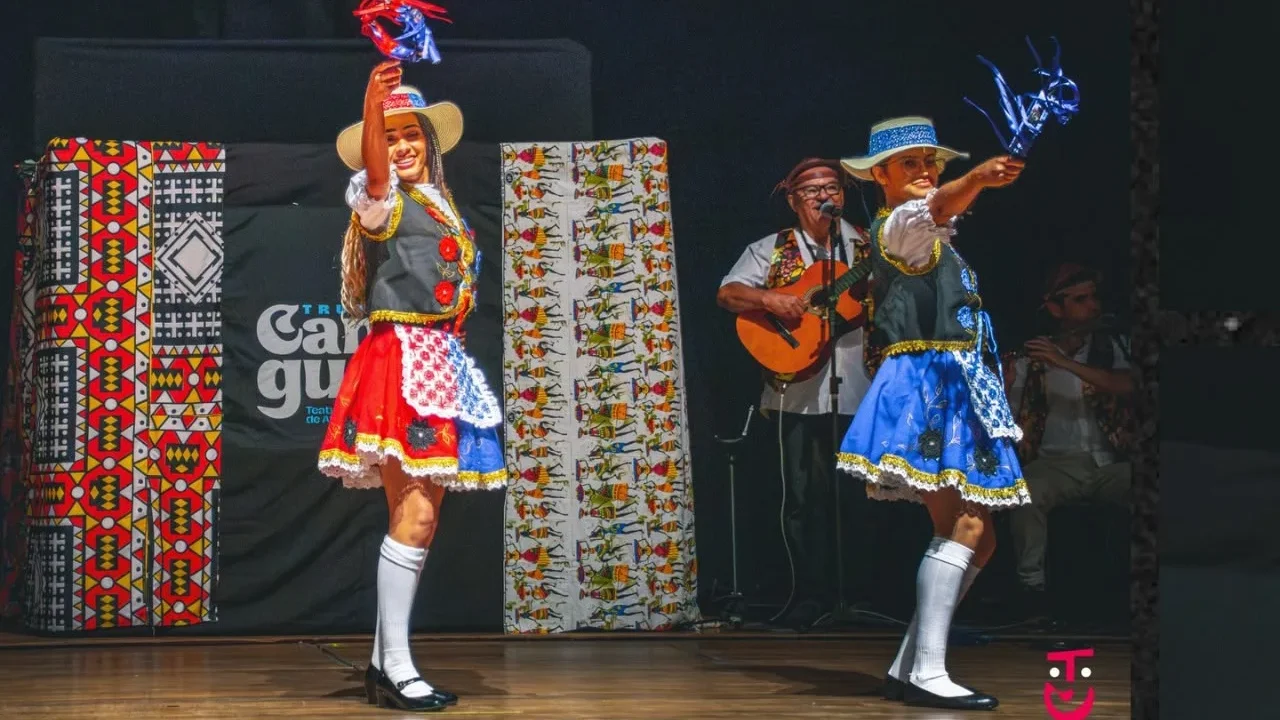 Especial para as crianças: Giro das Tradições recebe Trupe Canguelê com espetáculo gratuito no Theatro Homerinho