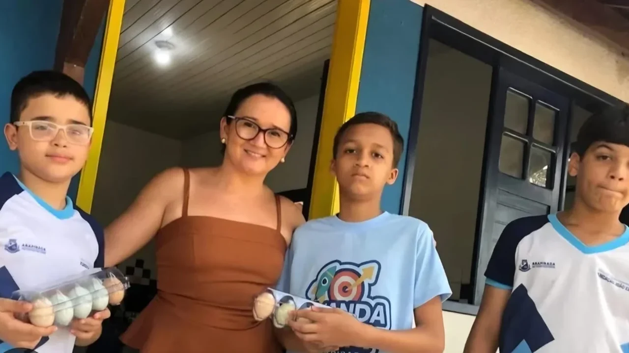 Concurso em Arapiraca vai escolher arte oficial para o rótulo dos ovos produzidos na Escola de Campo