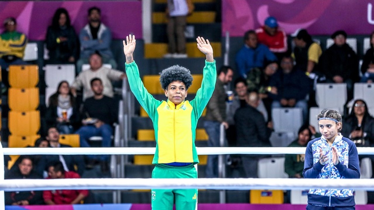 Jucielen Romeu eu garante lugar no pódio do boxe no Pan de Santiago e vaga na Olimpída de Paris