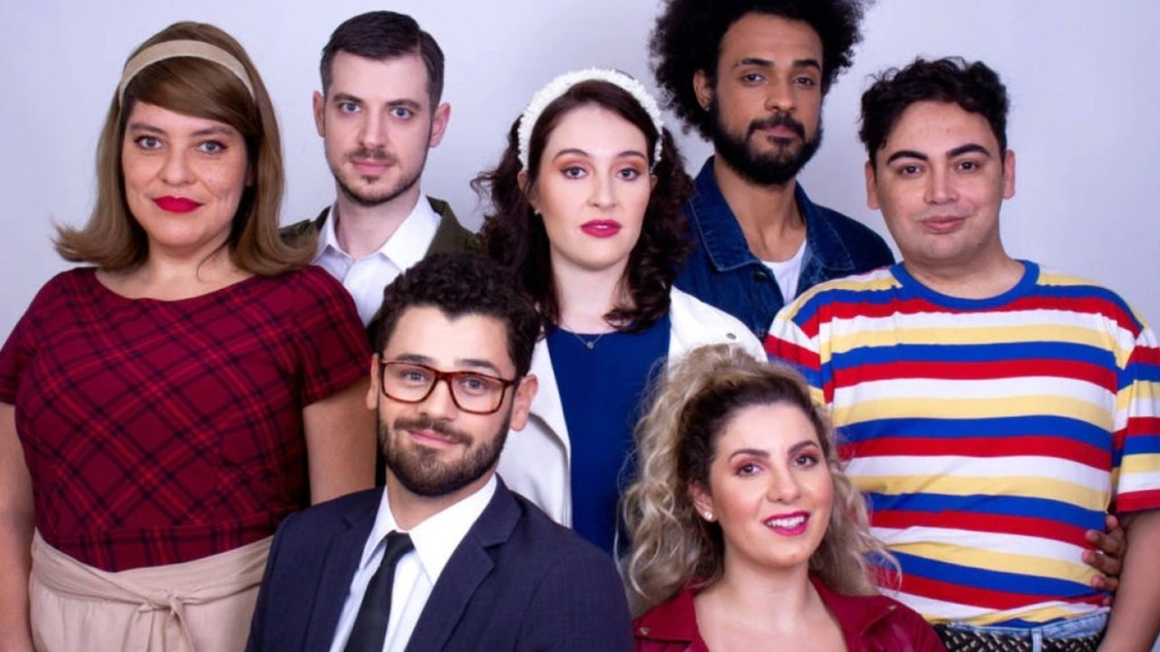 Musical entrelaça três histórias de amor, fuga e reconhecimento