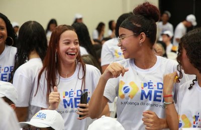 Caixa inicia pagamento de nova parcela do Programa Pé-de-Meia