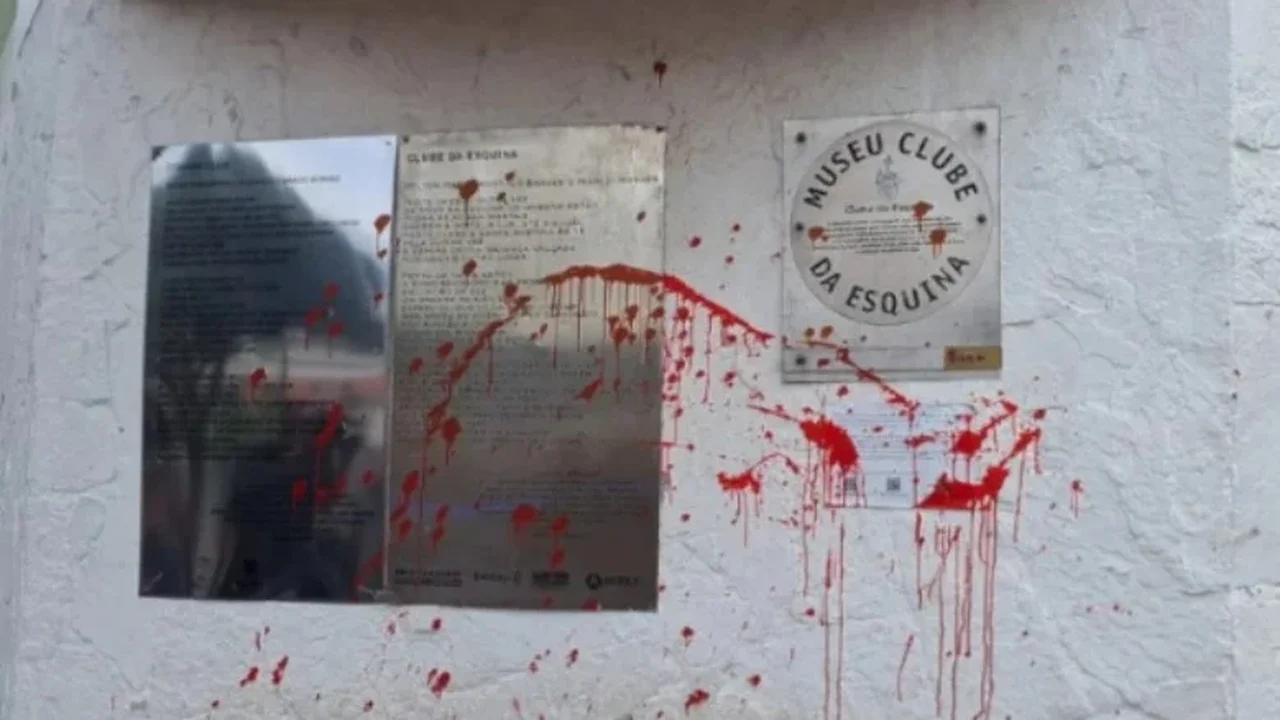 Memorial do Clube da Esquina é vandalizado em BH