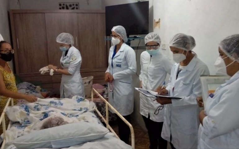 Medidas da Saúde qualificam suporte a pacientes após alta hospitalar 