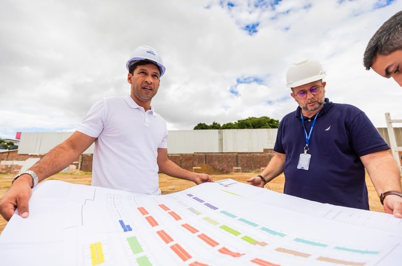 Prefeito Rodrigo Cunha acompanha início das obras do novo Mercado Público do Tabuleiro do Martins