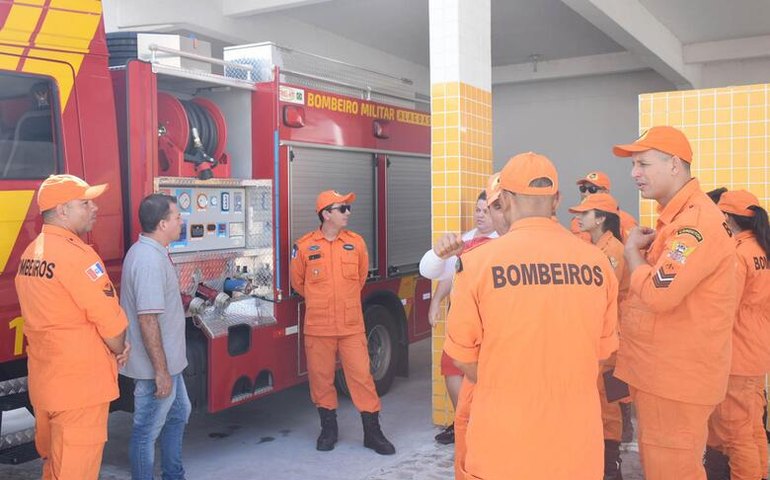 Corpo de Bombeiros de Alagoas compra três viaturas Auto Bombas salvamento