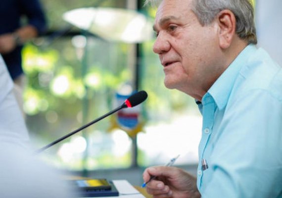 Ronaldo Lessa discute criação de programa estadual para produção da própolis vermelha