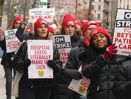 Enfermeiras de NYC em greve retomam negociações com hospitais no 4° dia