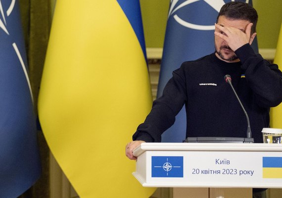 Política alemã pede discussão sobre possibilidade de a Ucrânia rejeitar a adesão à OTAN