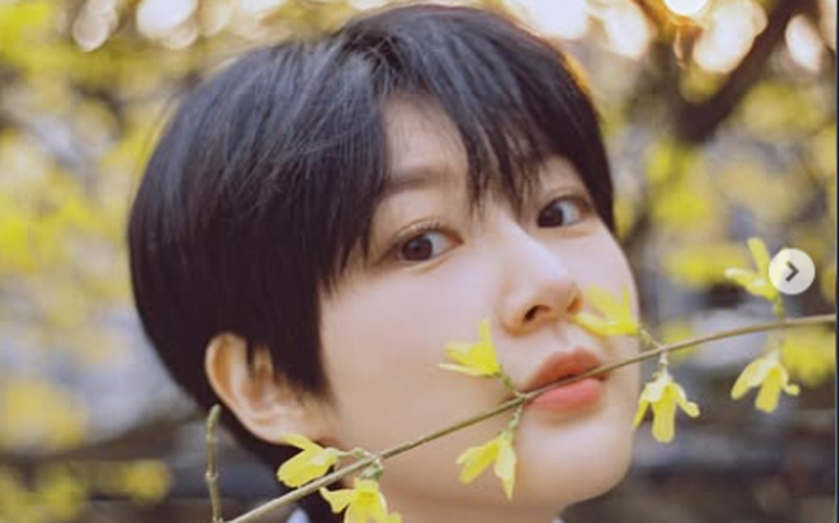 Família de Kim Sae-ron considera ação caso Kim Soo-hyun volte a negar namoro na adolescência