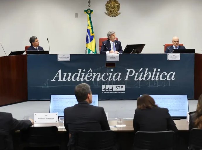 Clubes de futebol defendem no STF lei que regulamentou bets