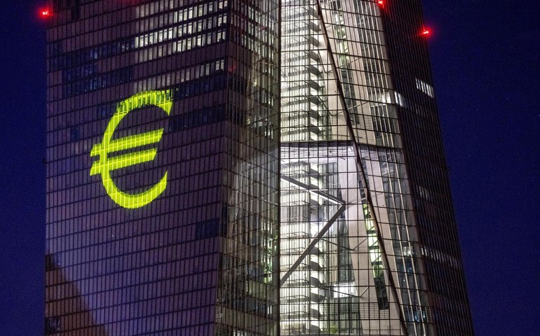 Roubo de ativos russos pode colapsar sistema bancário europeu, alerta especialista