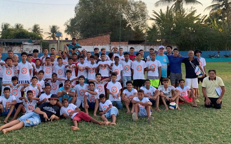 Arapiraca revela jovens talentos em projeto social de futebol