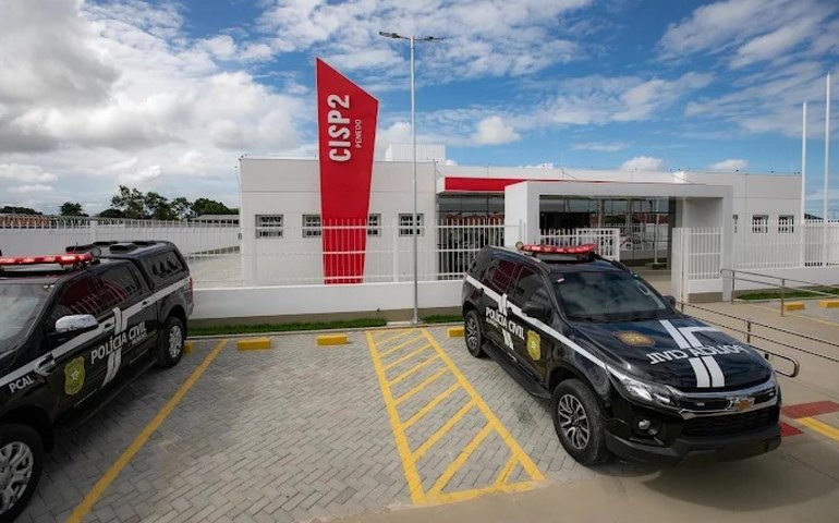 Polícia Civil prende em flagrante suspeito por homicídio a facadas na zona rural de Penedo