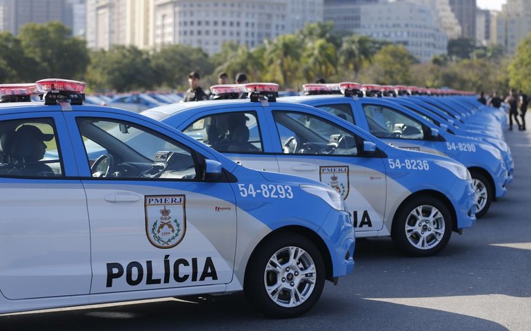 RJ: Polícia cumpre mandados de prisão contra grupo que lesava idosos