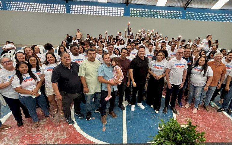 Emprega Mais Alagoas certifica 200 trabalhadores em Chã Preta