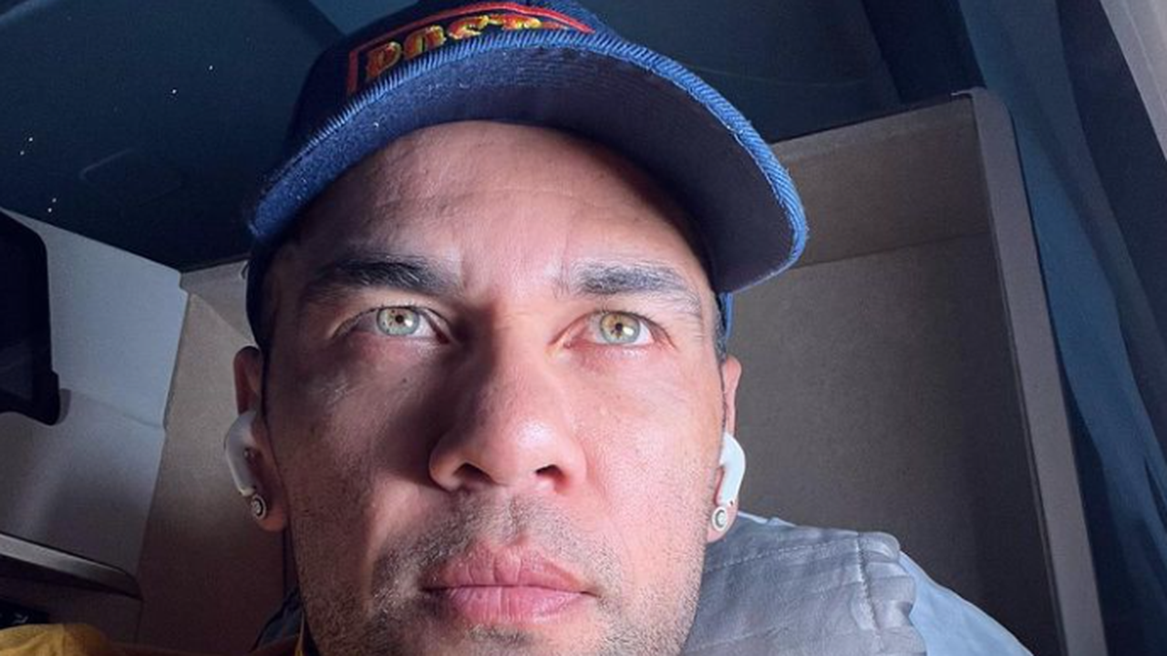 Daniel Alves será julgado na Espanha no início de fevereiro; jogador é acusado de estupro