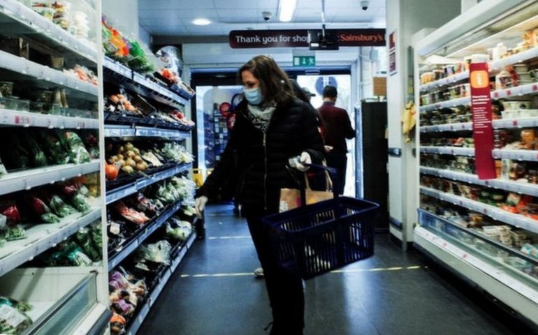 PMI composto do Reino Unido cai a 57,7 em julho, abaixo do esperado