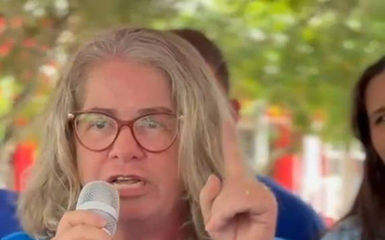 Ex-vereadora Elane Balbino critica 'patrão malvado' e a repressão nas redes sociais em discurso impactante