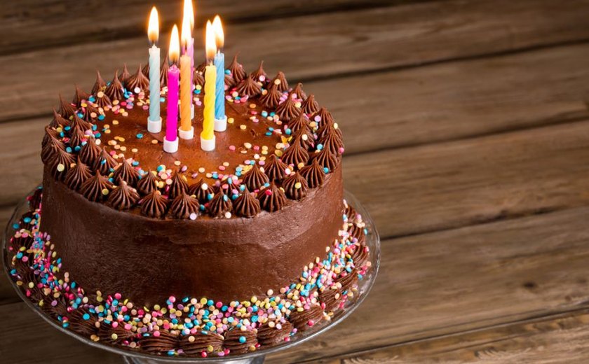 Uber é condenada após motorista furtar bolo de aniversário