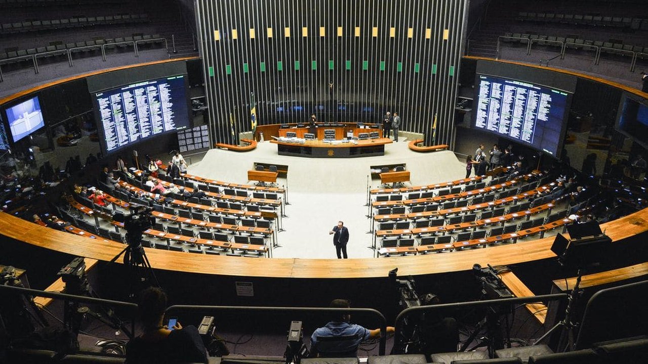 Câmara aprova PL que regulamenta associações de municípios; texto vai para sanção