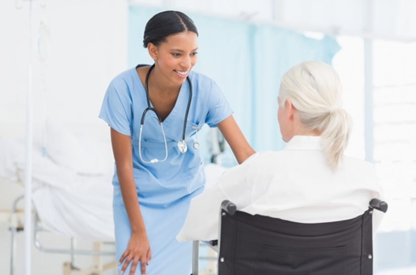 Cuidados paliativos precoces podem aumentar a sobrevida do paciente oncológico