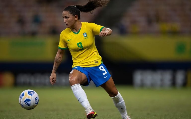 Debinha vê She Believes Cup importante para Brasil ajustar erros antes do Mundial