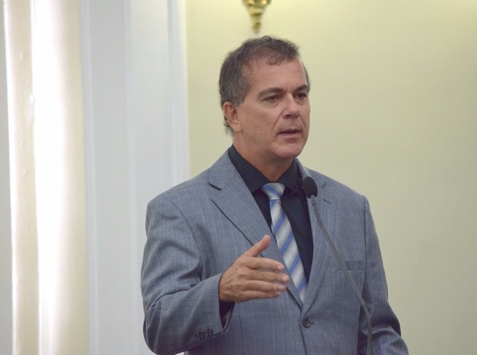 Rogério garante parceria para fortalecer campus da Ufal em Arapiraca