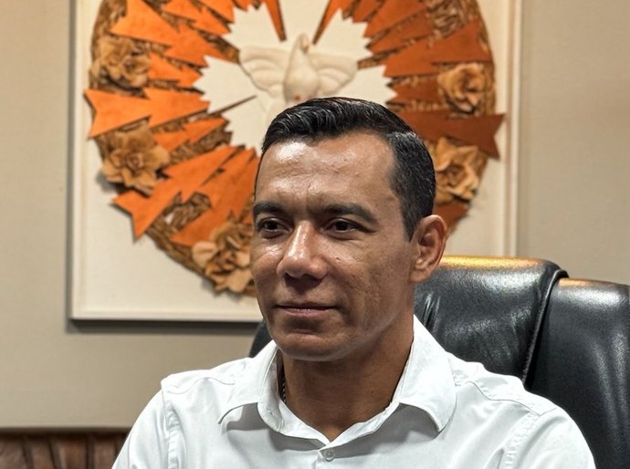 Prefeita Fátima Rezende se afasta por 15 dias e vice-prefeito assume interinamente