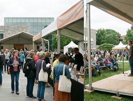 Festival Literário do Museu Judaico terá Nora Krug e Sarah Hurwitz em 2026; veja a programação