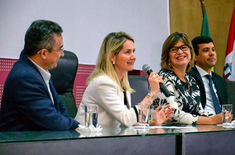Município Transparente: Encontro lota auditório do Tribunal de Contas de AL