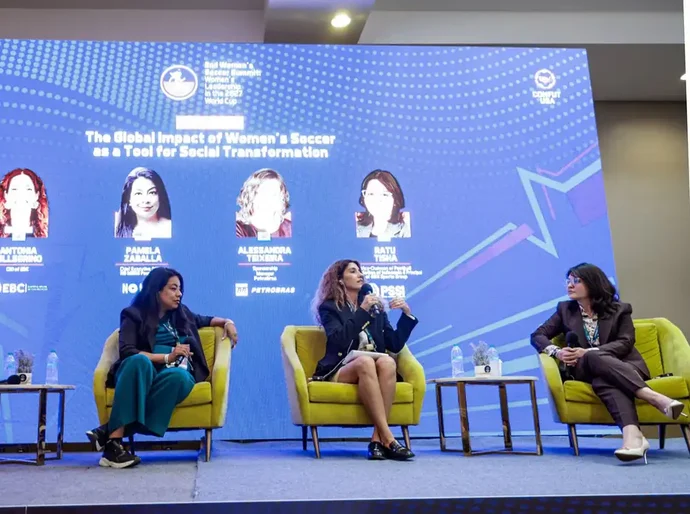 Congresso de futebol nos Estados Unidos debate Copa Feminina de 2027
